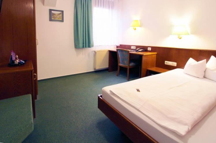 Hotel Promenadenhof Weissensee  Exterior photo